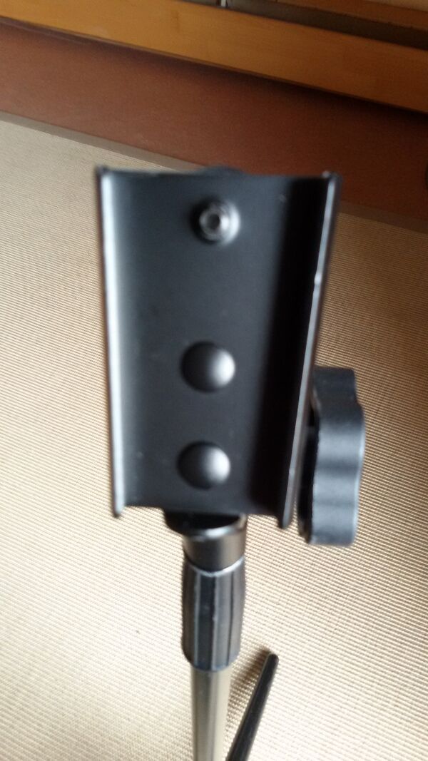 VESA-Adapter-Microphone-Stand-part.jpg